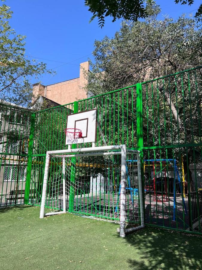 Vernisaj Apt At Republic Square & Ruben Tours Yerevan Luaran gambar